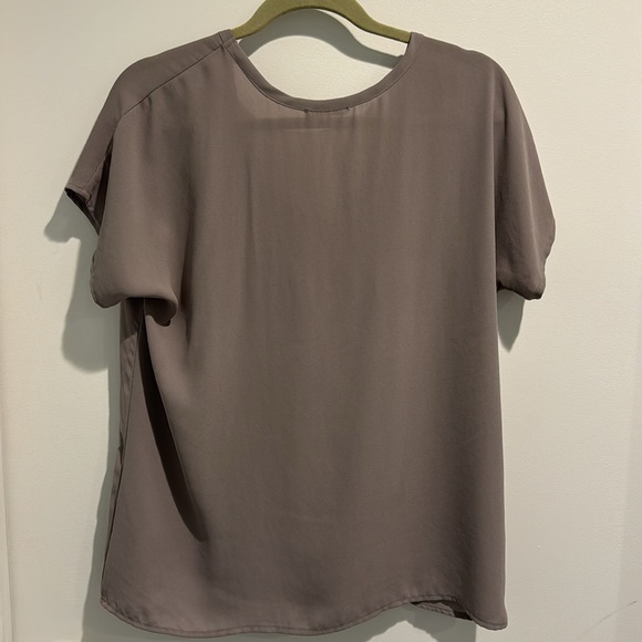 Soprano Gray Short Sleeve Blouse Sz L - Picture 3 of 5